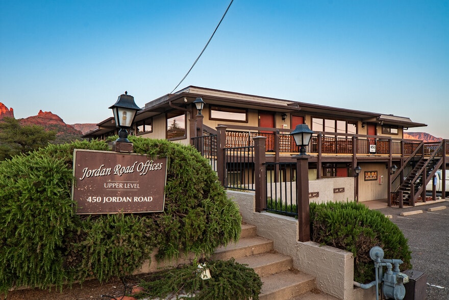 More Photos Of 450 Jordan Rd, Sedona Office Residential For Lease