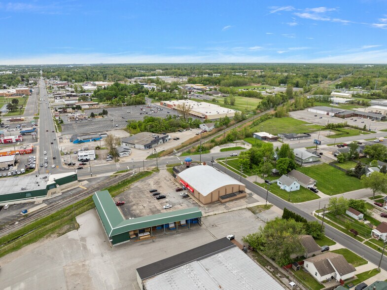 More Photos Of 2419 Lapeer Rd, Port Huron General Retail For Sale