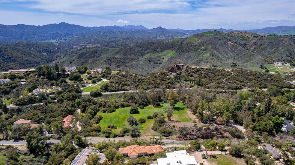 More Photos Of 24415 Mulholland Hwy, Calabasas Land For Sale