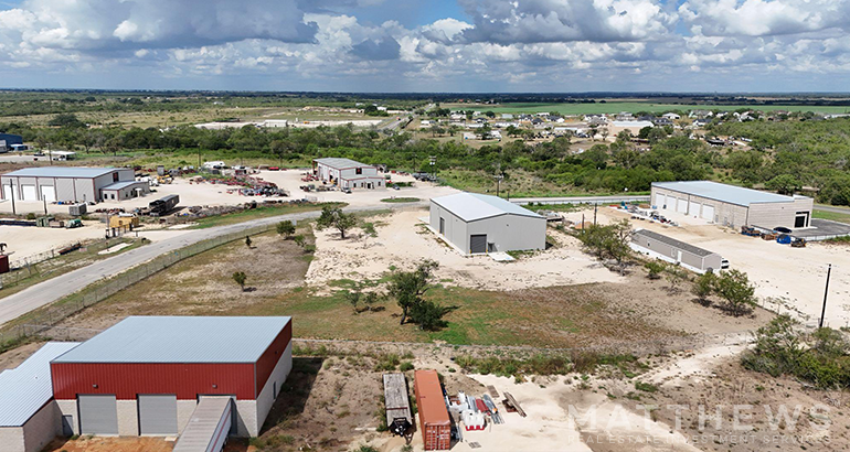 More Photos Of 73 Eagleford Drive, Pleasanton Warehouse For Lease