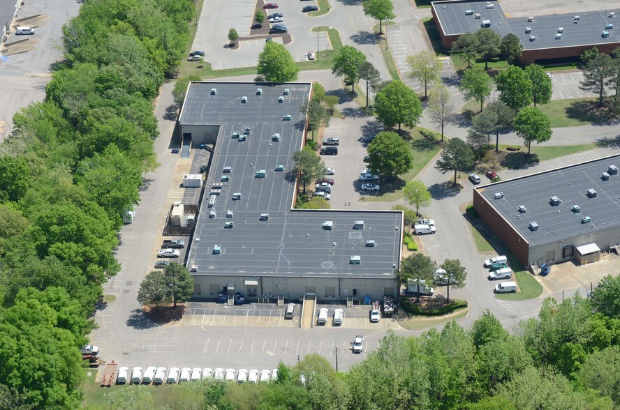 More Photos Of 3930 Vantech Dr, Memphis Unknown For Lease