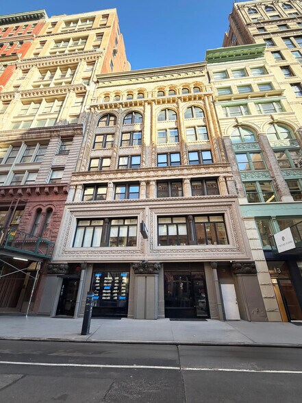 More Photos Of 9-11 E 16th St, New York Apartments For Lease