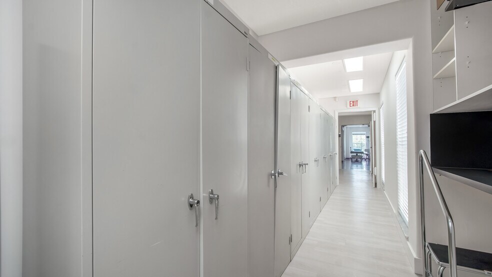 More Photos Of 7777 N University Dr, Tamarac Medical For Sale