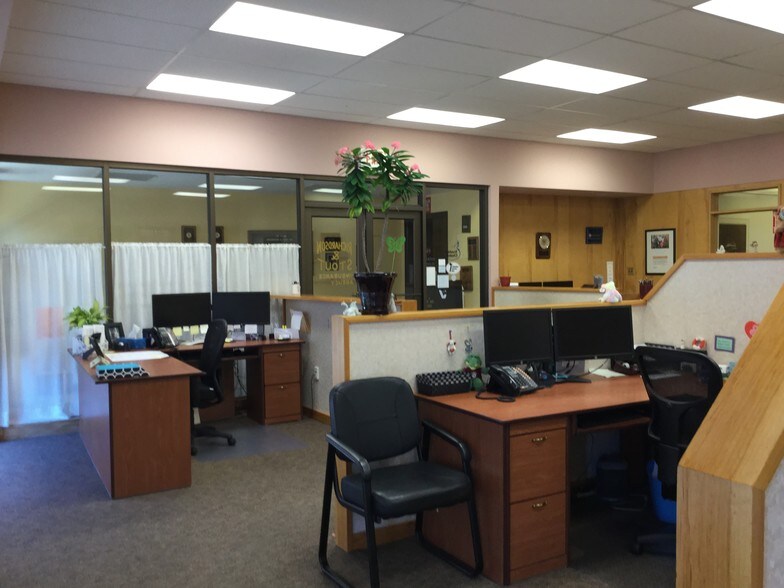 More Photos Of 80 N Main St, Wellsville General Retail For Lease