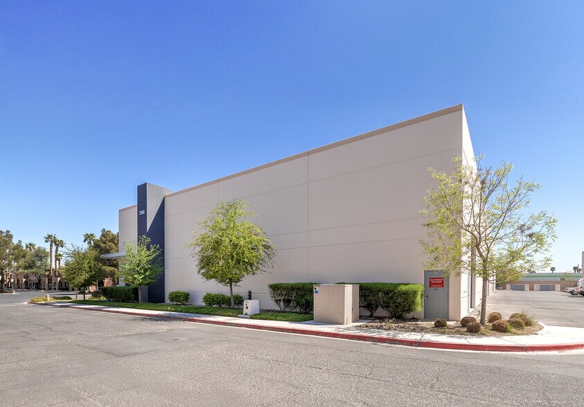 More Photos Of 2960 E SUNSET Rd, Las Vegas Warehouse For Sale