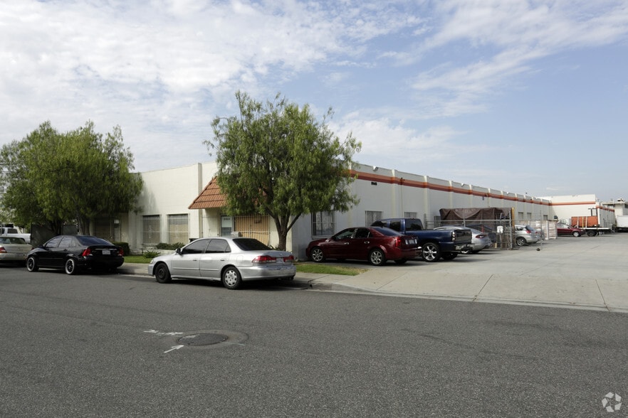 More Photos Of 8145 Byron Ave, Whittier Manufacturing For Lease