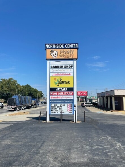 More Photos Of 3441 Fort Campbell Blvd, Clarksville Freestanding For Lease