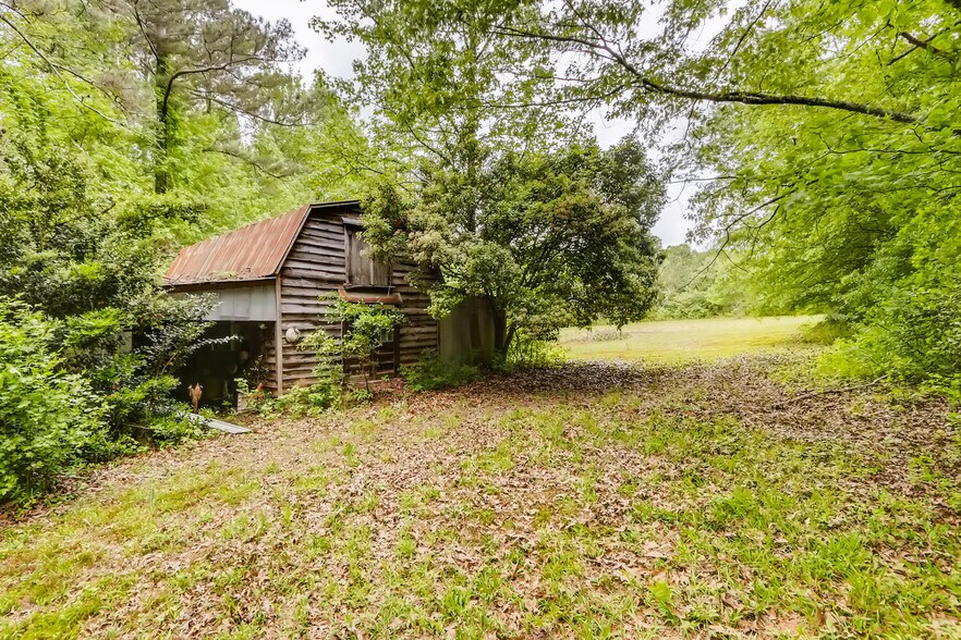 More Photos Of 3920 Hiram Lithia Springs Rd, Powder Springs Land For Sale