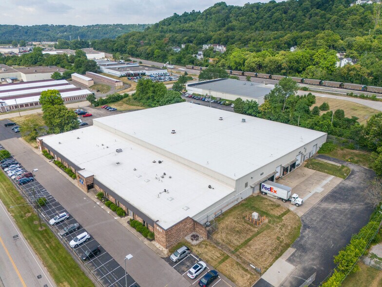 Primary Photo Of 621 Wilmer Ave, Cincinnati Warehouse For Sale