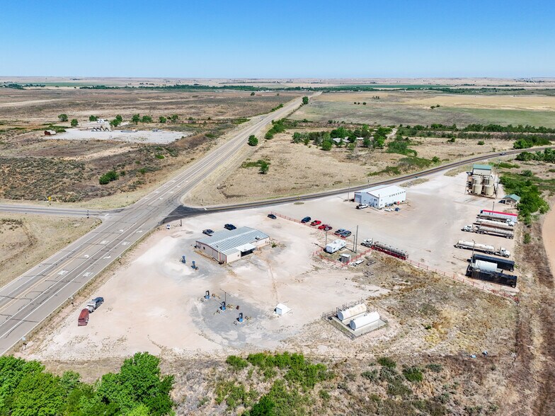 More Photos Of 8794 HWY 83, Briscoe General Retail For Sale