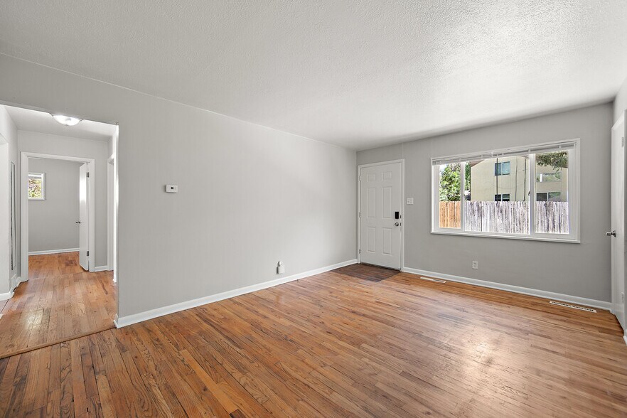 More Photos Of 126 W Cheyenne Rd, Colorado Springs Apartments For Sale