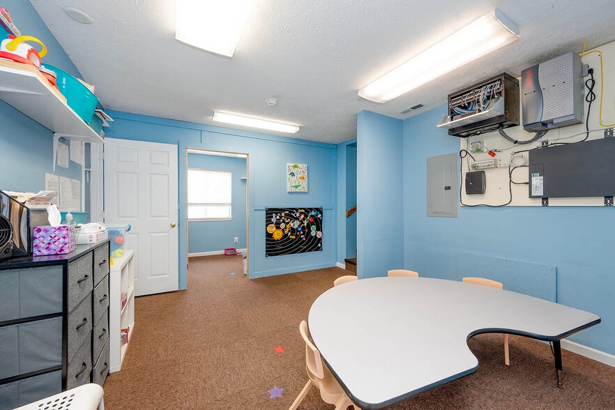More Photos Of 180 Robert Curry Dr, Martinsville Daycare Center For Sale