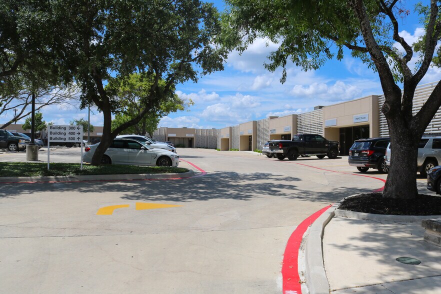 More Photos Of 431 Isom Rd, San Antonio Unknown For Lease