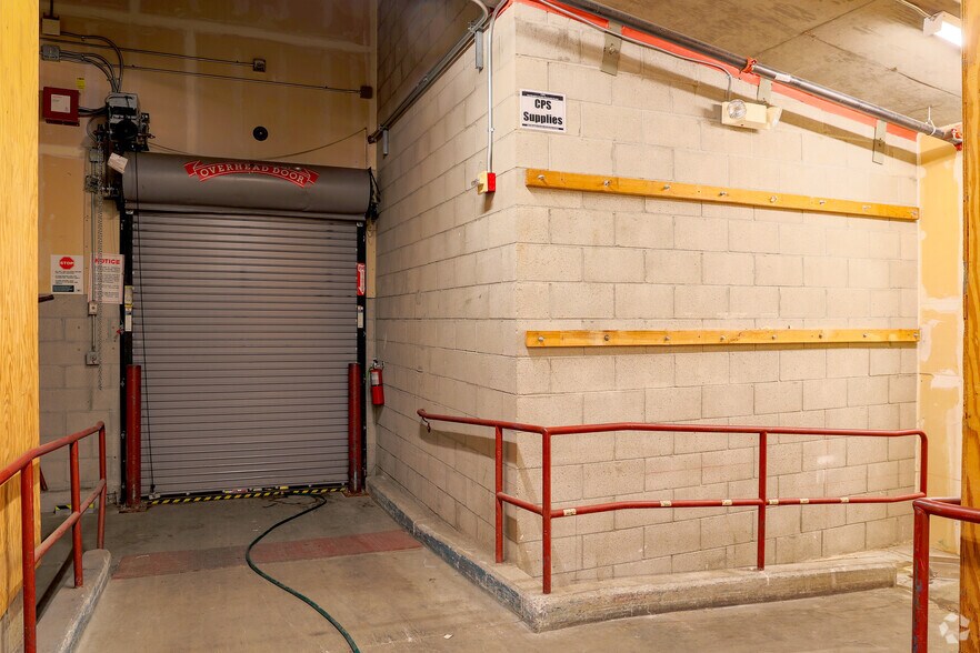 More Photos Of 100 S 2nd St, San Jose Supermarket For Lease