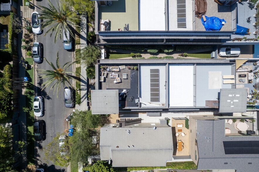 More Photos Of 621 San Juan Ave, Venice Apartments For Sale
