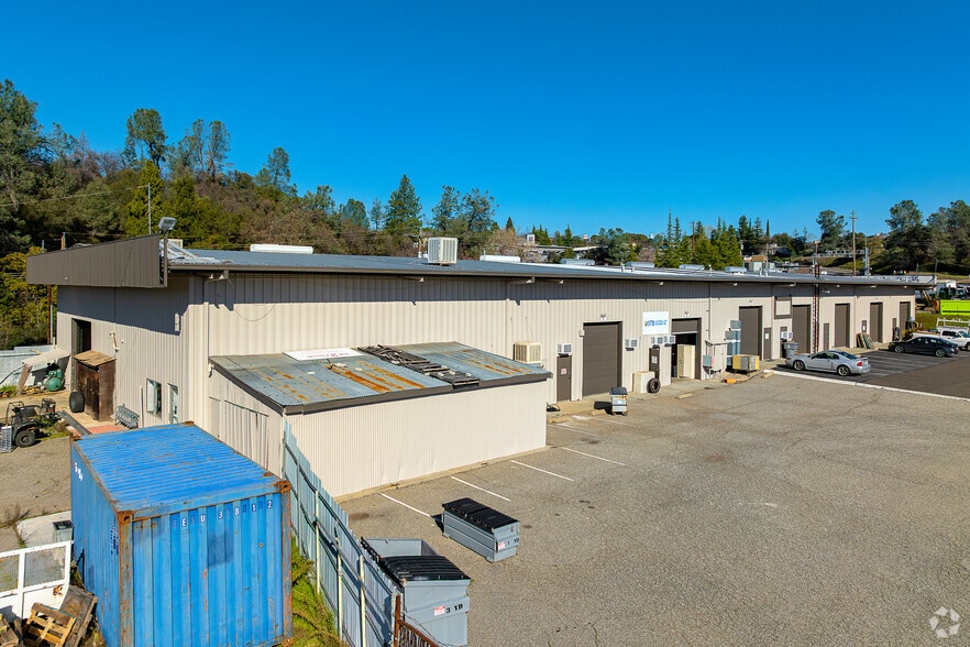 Primary Photo Of 1660-1676 Auburn Ravine Rd, Auburn Warehouse For Lease