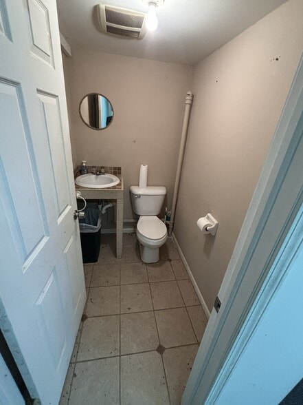 More Photos Of 4282 Dove Rd, Port Huron Flex For Lease