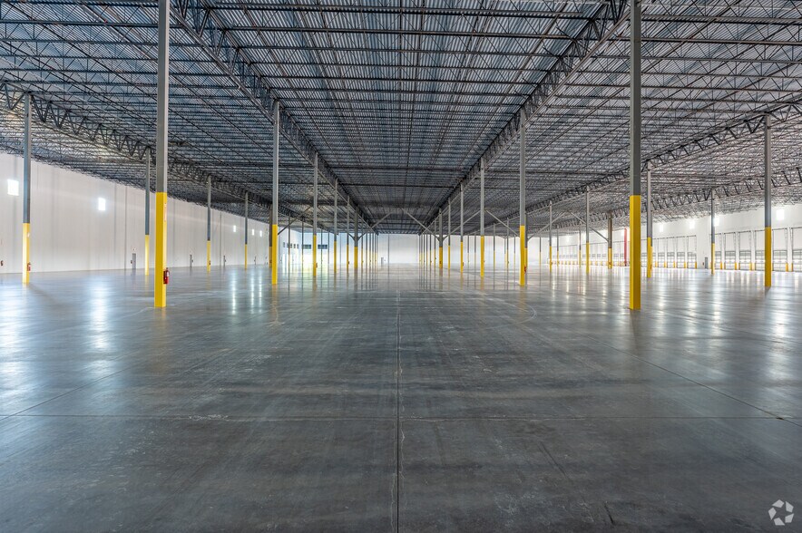 More Photos Of Jessie Cronic Rd & I-85, Braselton Unknown For Lease