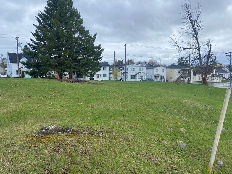 More Photos Of 109-127 Regent St, Hawkesbury Land For Sale
