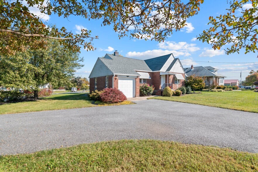 More Photos Of , Rosedale Office For Sale