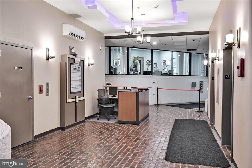 More Photos Of 19 N 6th St, Reading Office For Lease