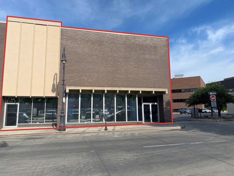 Primary Photo Of 20 Pearl St, Council Bluffs Office For Sale