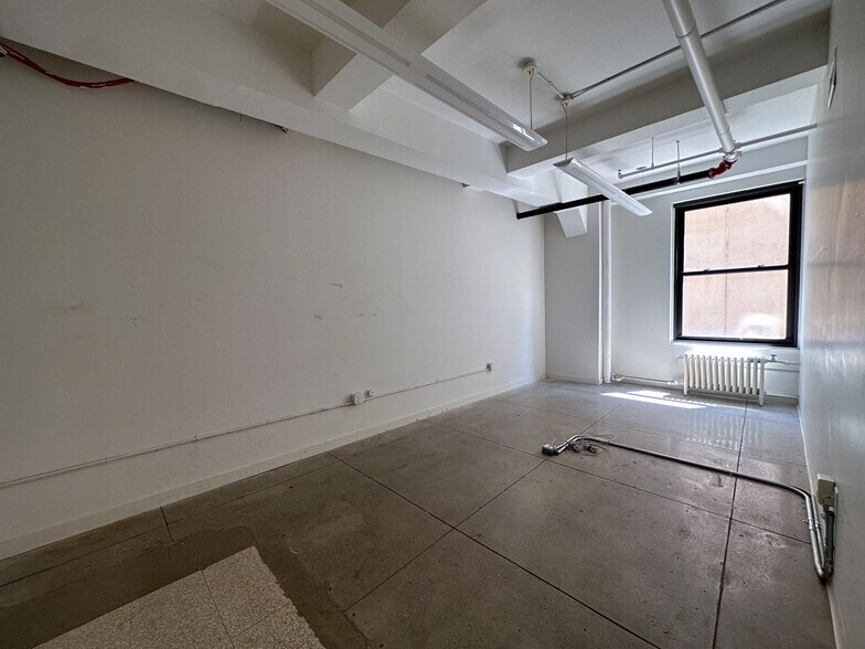 More Photos Of 225 Broadway, New York Office For Lease