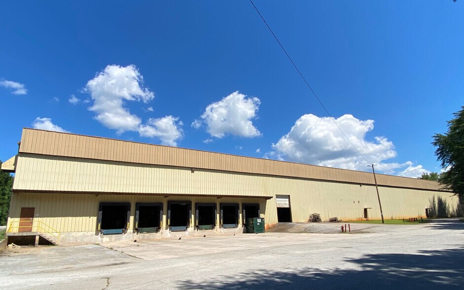 More Photos Of 546 Old Liberty Hill Rd, Toccoa Warehouse For Lease