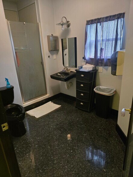 More Photos Of 1510 4th St, Santa Rosa Office For Sale