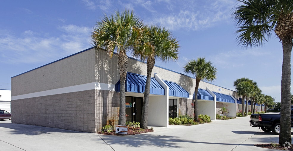 More Photos Of 407 Commerce Way, Jupiter Warehouse For Lease