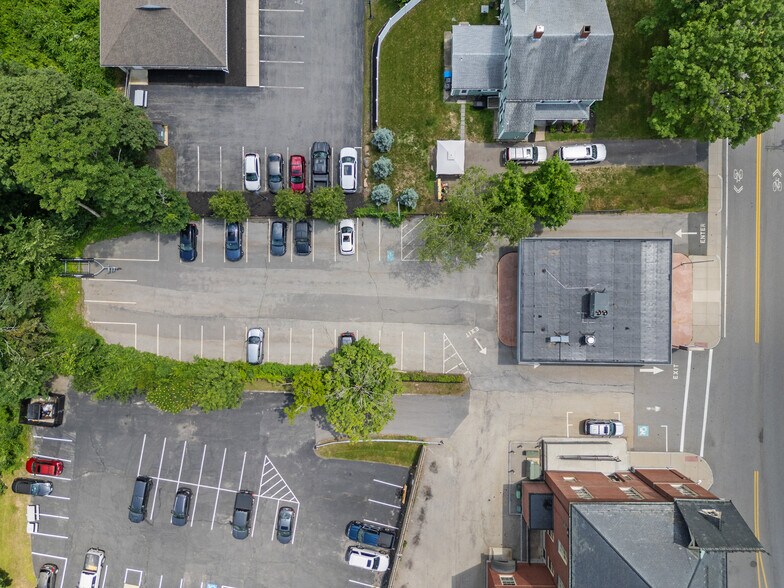 More Photos Of 12 School St, Merrimac Bank For Lease