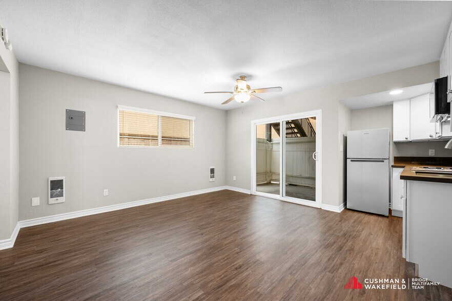 More Photos Of 16972 Lynn Ln, Huntington Beach Apartments For Sale