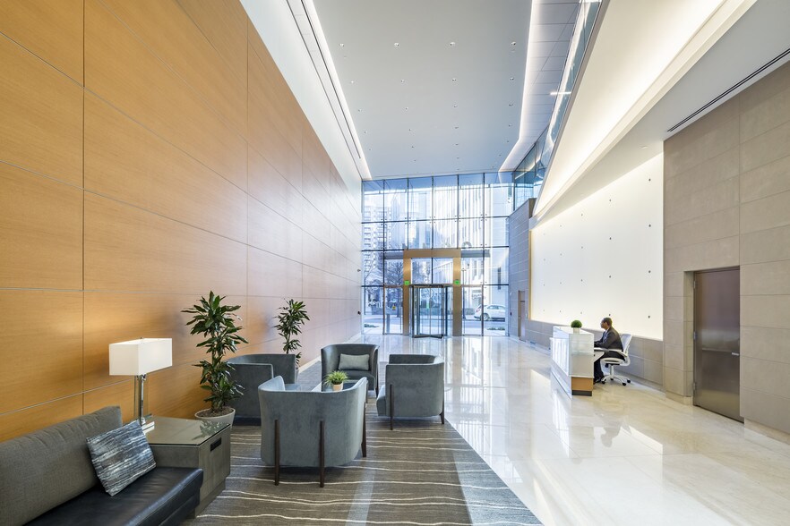 More Photos Of 2311 Wilson Blvd, Arlington Office For Lease