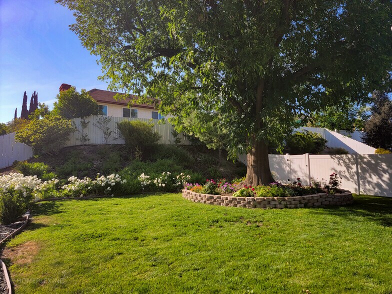 More Photos Of 7501 Linley Ln, Canoga Park Specialty For Sale