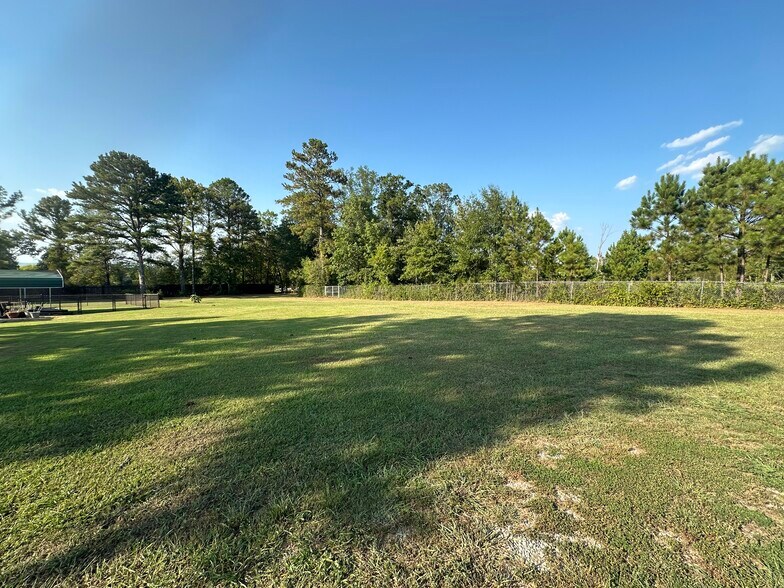 More Photos Of 1969 Thrasher Pike, Hixson Land For Sale