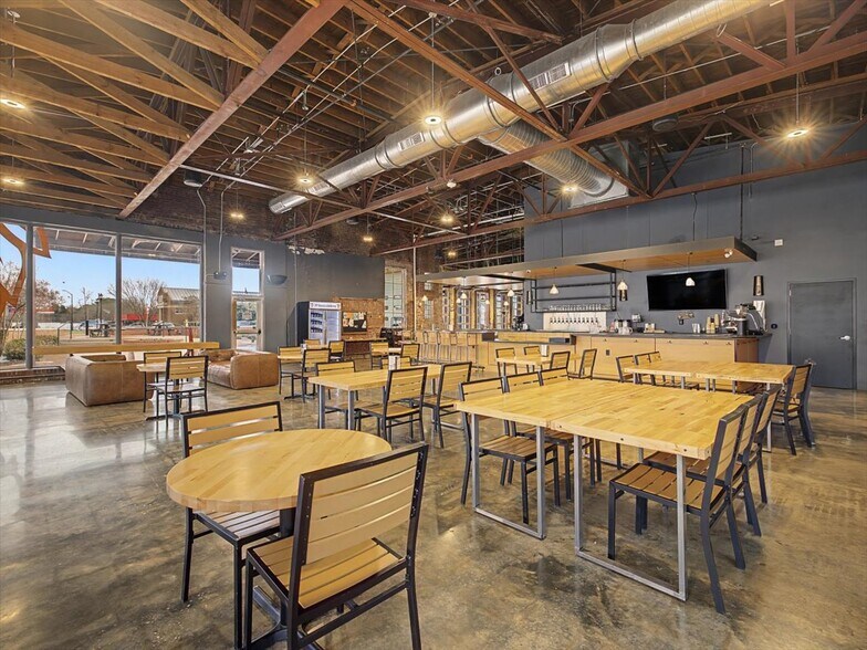 More Photos Of 39 West St, Pittsboro Restaurant For Lease