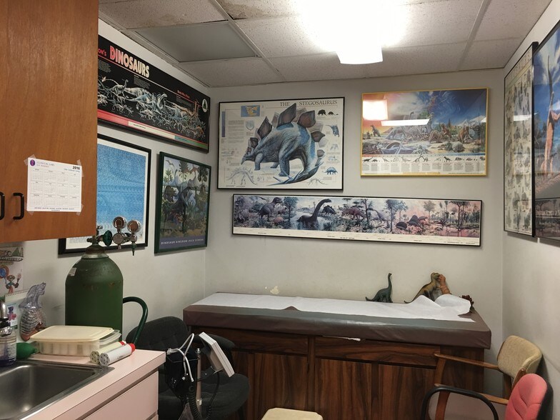 More Photos Of 99-128 Aiea Heights Dr, Aiea Medical For Sale