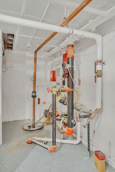 More Photos Of 9300 Waukegan Rd, Morton Grove Medical For Sale