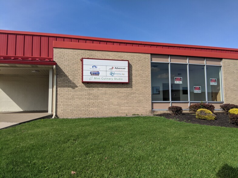 More Photos Of 2 W Park Ave, Dubois Office For Sale