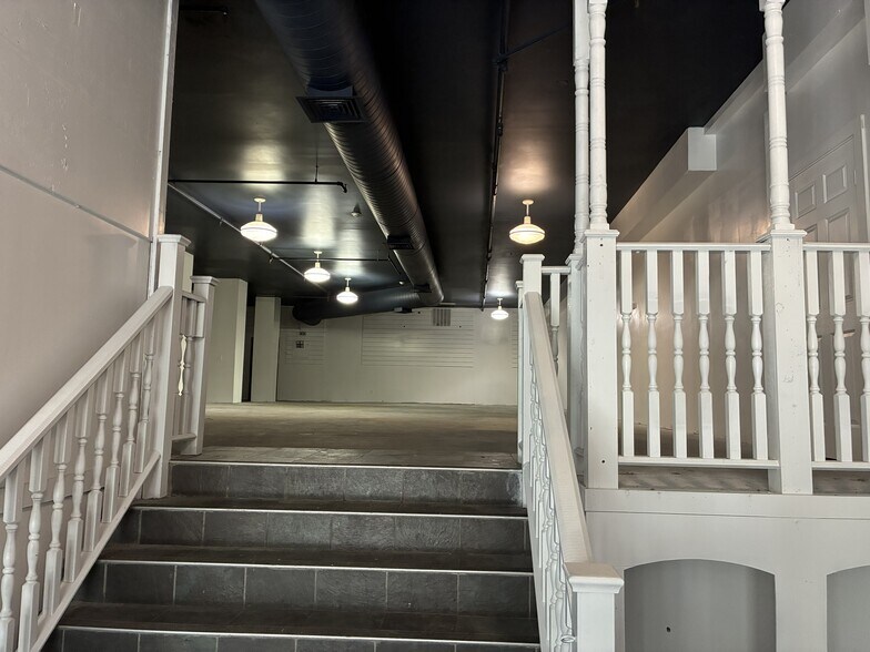 More Photos Of 2315 Harborside Dr, Galveston General Retail For Lease