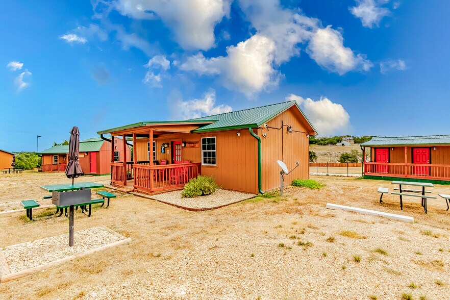 More Photos Of 200 King Ranch Rd, Gatesville Specialty For Sale