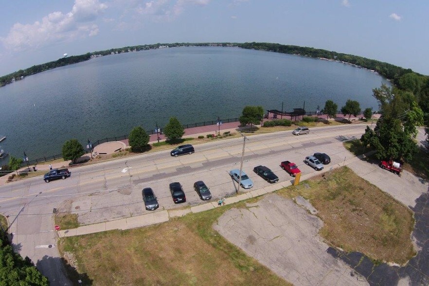 More Photos Of 173 W Main St, Lake Zurich Land For Sale