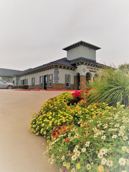 More Photos Of 5320 N Tarrant Pky, Fort Worth Medical For Lease