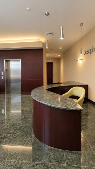 More Photos Of 2301 Longleaf Blvd, Lake Wales Office For Lease