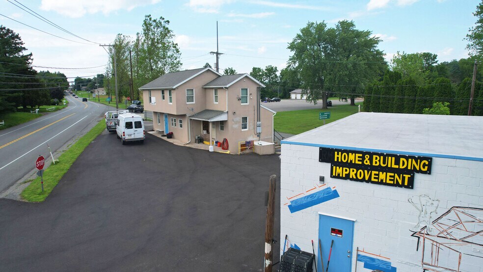 More Photos Of 5722 Kings Hwy, Zionsville Storefront Retail Residential For Sale