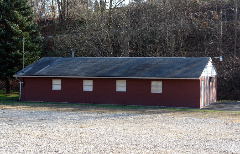 More Photos Of 7200 Grand Central Ave, Vienna Religious Facility For Sale