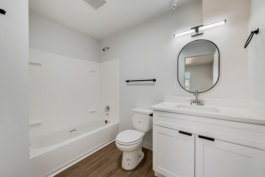 More Photos Of 404 E 5600 S, Salt Lake City Apartments For Sale