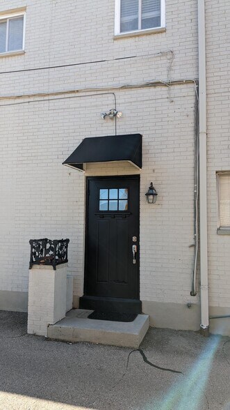 More Photos Of 504 E Dorothy Ln, Dayton Storefront Retail Residential For Sale