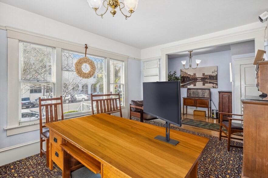 More Photos Of 2445-2447 2nd Ave, San Diego Office For Sale