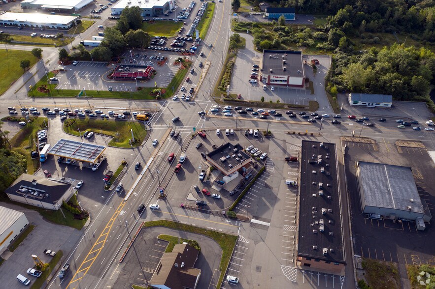 More Photos Of 25 Market St, Swansea Unknown For Lease